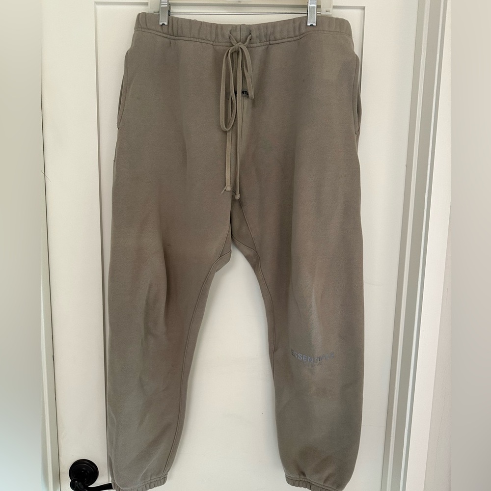 Essentials fear of god sweatpants xl